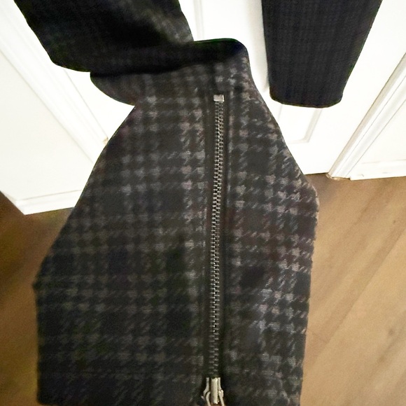 Apt. 9 Womens’ Charcoal Plaid Dress Pants - Picture 5 of 5